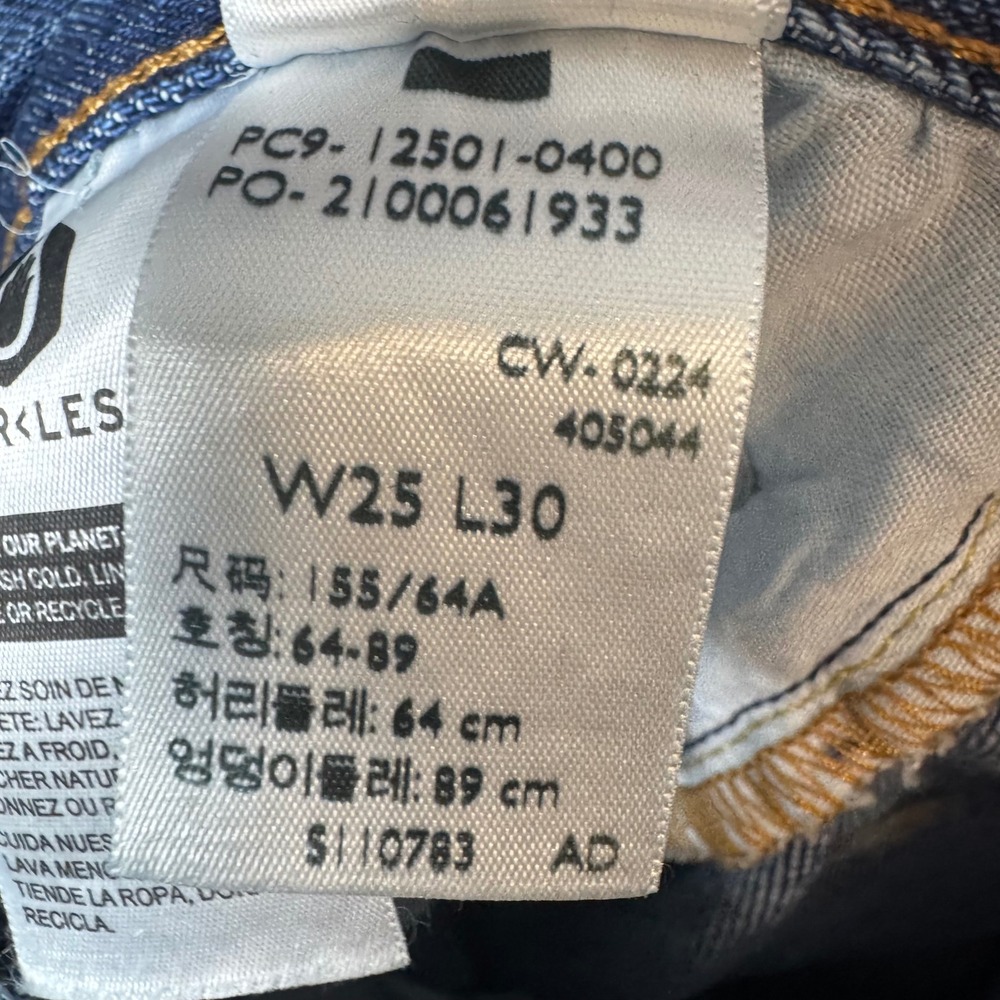 Levis Premium 501 Original Fit Jeans Womens 25x30 Blue Straight Leg 12501-0400 - Picture 4 of 7